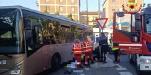 Investito in monopattino da un bus, muore ragazzo di 30 anni
