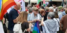 In mille per la Palestina: "Boicottiamo Israele. Finalmente in piazza ci sono anche i Dem"