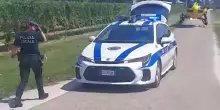 Scontro fra tir e moto. Grave un centauro