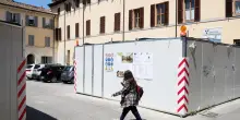 La nuova piazza Aguselli: "Tra un mese via ai lavori per piantumare gli alberi"