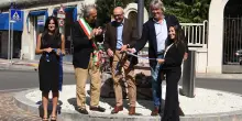 La rotonda adottata. Cura affidata all’Ascom: "Grande senso civico"