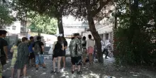 Attivisti bloccano i lavori della Johns Hopkins University di Bologna: il parco non si tocca