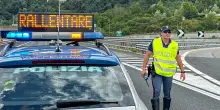 Code oggi in autostrada a Bologna: camion a fuoco sulla A1, incidente sulla A13