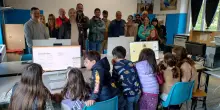 Donati cinque computer alla scuola elementare