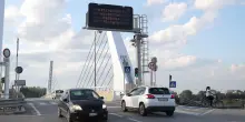 Odissea cantieri, altri disagi. Stop anche in via Candiano per rifare il passaggio a livello