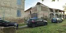 Occupavano casolari diroccati Denunciati otto marocchini