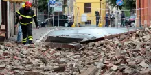 Sisma, tredici anni dopo. Crepe aperte nella memoria. Messe per tutte le vittime