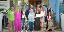 Da 20 anni in vacanza a Gatteo Mare, premiata la famiglia Muggiò