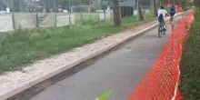 Pista ciclabile, cantiere "invaso"