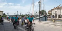 Oltre 200 partecipanti in sella per la prima ’Social Pedalèda’