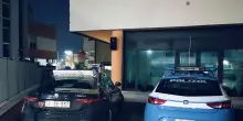 Botte sul lungomare e agli agenti: arrestato