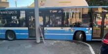 Cantieri, un’estate torrida. Bus paralizzato per il tram nella giungla di Corticella. Ruspe in Strada Maggiore