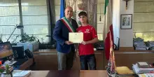 Il campioncino di minicross premiato dal sindaco
