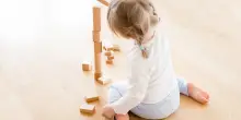 Bimba di 3 anni urla e mette in fuga il ladro