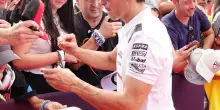 La MotoGp spinge il turismo, ma non abbastanza: "Pesa l’effetto Marquez: presenze in calo del 10%"