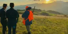 Cacciatore di frodo pizzicato con cartucce non registrate e trappole illegali
