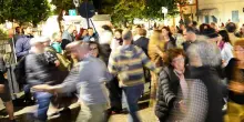 Balli e osterie, scrutando il cielo: la Borgata danza e incrocia le dita