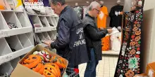 Halloween, il brivido della multa. La Finanza sequestra 3200 articoli