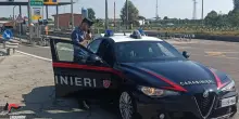 Cocaina nel cruscotto. Fermato al casello dell’A14