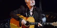 Ron: "La mia vita cantata sul palco". L’artista si racconta in parole e note