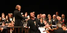L’abbraccio ‘corale’ a Pavarotti, ritorno alle origini per i 90 anni. Grigolo: “Per me un vero Maestro”