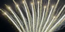 San Lorenzo illumina il mare. Tra barche danzanti e fuochi