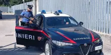 Rapina un ragazzo e fugge, ma perde la refurtiva. Ladro distratto a Porto Recanati