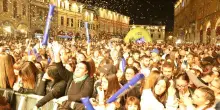 Il concerto fa centro. In piazza del Popolo la carica dei 4mila: "Ci vediamo nel 2026"