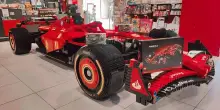 All’iper Puntadiferro c’è una Ferrari costruita con 560mila mattoncini
