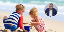 Spiaggia vietata ai bambini, il sindaco incontra il papà indignato. “A Milano Marittima tornerò sempre”
