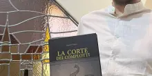 “La corte dei complotti“ di Giovanni Volponi alla Fonte dei Poeti