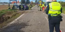 Esce di strada con l’auto: grande spavento una donna di 52 anni