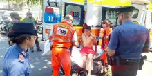 Stazione sporca di sangue . Due aggressioni in 48 ore tra bivacchi e minacce. La paura scende dal treno