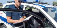 La Statale come una pista di F1. Beccato dai vigili a Viserba mentre sfreccia a 148 km all’ora