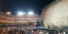 La pioggia ferma Macbeth. Annullata la prima tra le proteste del pubblico