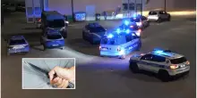 Genitori accoltellati nella notte: sul telefono del 14enne arrestato i dettagli del piano