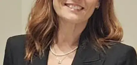 Vigilessa investita da un furgone in retromarcia