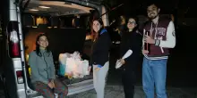 Un sorriso oltre il buio. In strada di notte coi giovani che vanno in soccorso degli ultimi
