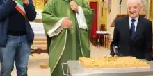 Italo Salvarani compie 100 anni. La festa in chiesa