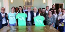Alzheimer, la solidarietà va di corsa. La maratona con Prodi e Zuppi