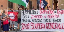 Presidio per Gaza sotto la Prefettura di Bologna: “Fermare la complicità del governo con il genocidio”