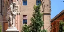 Black out nel cuore di Bologna, una mattinata da panico per residenti e negozianti