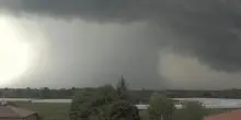 Bomba d’acqua nel Modenese: strade come fiumi, allagata anche una scuola in città
