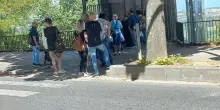 Ascensore per il centro a mezzo servizio, code e disagi nel giorno del patrono