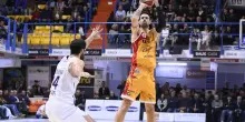 Vuelle, c’è un play azzurrino in arrivo. Trucchetti cambia mare, da Sassari a Pesaro