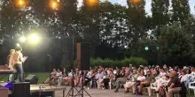 Serate a Villa Edvige Garagnani nel giardino dei ’sentieri creativi’