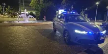 Controlli in Piazzale Matteotti a Pesaro, 12 giovani identificati