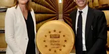 Metsola ‘incorona’ il Parmigiano
