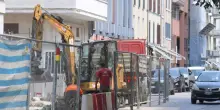 Caldo, viaggio nei cantieri. C’è chi non si ferma nonostante l’ordinanza