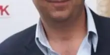 Caccia all’ultimo sondaggio. Uno studio sugli utenti social: "Il trend spinge il governatore"